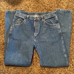 Wrangler men’s jeans.